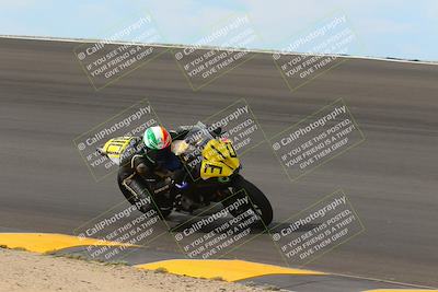 media/Oct-30-2022-CVMA (Sun) [[fb421c3cec]]/Race 6 500 Supersport-350 Supersport/